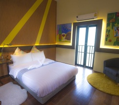 Кровать в общем номере в Bharani Hostel