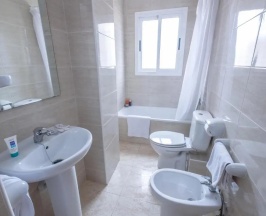 Апартаменты с 2 комнатами в Apartamentos California