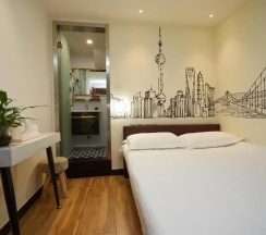Двухместный номер No Window (двуспальная кровать) в Meego Qingwen Hotel