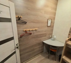 SLEEP BOX в Капсульный отель Вверх Дном