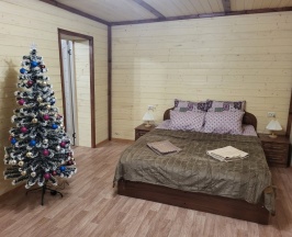 Семейный люкс с красивым видом из окна в У Галины