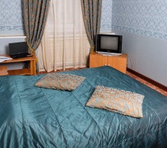 Номер стандарт с 1 двуспальной кроватью в Эпос