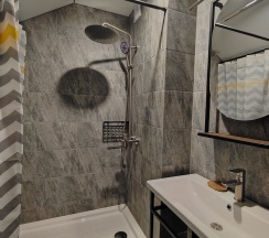 Стандарт улучшенный (№17)с видом на лес и горы в Намира