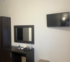 стандарт с  французским балконом в Валентина