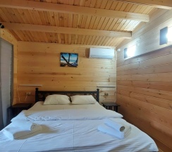 Двухместный коттедж двуспальная кровать в SkyTerra