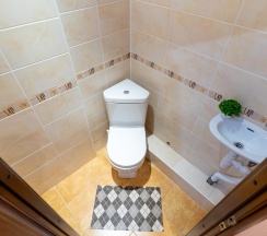 3-комнатные апартаменты улучшенные с балконом для 5 гостей в Степаненков