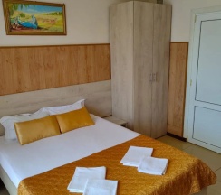 Двухместный номер Superior с балконом и с красивым видом из окна двуспальная кровать в Тихий домик