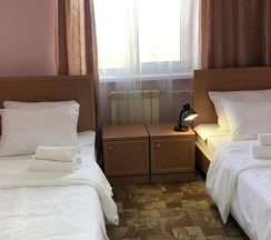 Номер стандарт с 2 односпальными кроватями в Гостиница