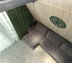 Двухэтажный дом с двумя спальнями в Люди в уюте