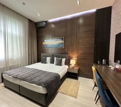 Номер Luxury в Home Hotel