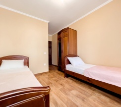 Двухместный номер Standard с балконом 2 отдельные кровати в Эксклюзив