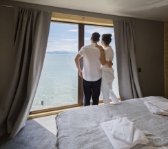 Номер студия в Bay house