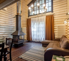 Гостевой дом с горячей купелью и камином в Лепота