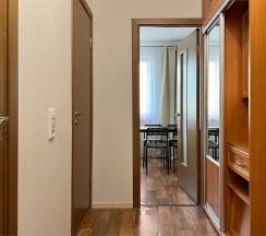 "Pistachio Flat" Однокомнатная квартира (Метро Ленинский проспект/Автово, 10 минут на транспорте) в Rauktis apartments