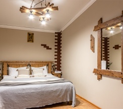 Улучшенный номер с балконом в Номера в Пушкине