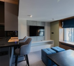 Апартамент 14 Современный двухуровневый лофт  с живописным видом на Москву (с душем) в Ap-in aparts