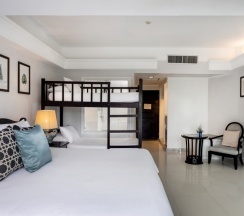 Номер Deluxe Terrace Fun семейный в Thavorn Palm Beach Resort Phuket