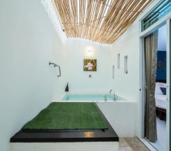 Двухместный люкс двуспальная кровать в Kata Tranquil Villa