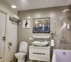 Комната делюкс с двуспальной кроватью (Вид на море) Sea View Deluxe by Vvo в Sea view apartments