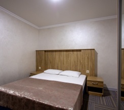 Двухместный бюджет в Golden Kids