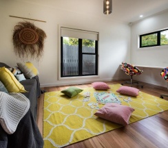 Коттедж с 4 комнатами в Wombat Hill Cottage