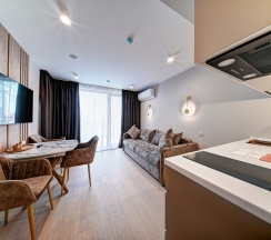 Duplex с видом на море и бассейн в Лучезарный Резорт