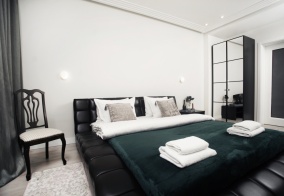 Апартаменты Квартира Двухкомнатная Премиум класса с уникальной локацией в историческом центре города в Минске