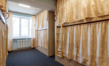 Спальное место в общем 10 местном номере в Nice Hostel