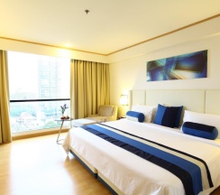 Номер Deluxe с видом на город в The Four Wings Hotel Bangkok
