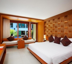 Двухместный Pool Access номер Deluxe двуспальная кровать в La Flora Resort Patong