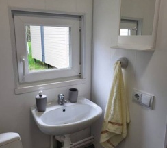 Двухместный номер Classic с красивым видом из окна двуспальная кровать в Земляничная поляна