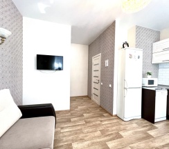 Апартаменты с красивым видом из окна в Квартира 2-комнатная Cтудия Yarapartments на Октября 11