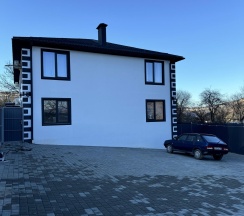2-комнатные апартаменты улучшенные ст. Даховская, ул. Свободы 8. в Речной Берендей