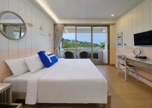 Двухместный номер Deluxe Sea View c 1 комнатой двуспальная кровать в Homm Bliss Southbeach Patong