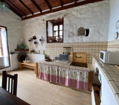 Вилла c 1 комнатой в Casa Rural Tajona & Granero