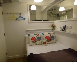 Двухместный номер Apple двуспальная кровать в Apple Inn (Causeway Bay)