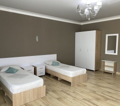 Четырёхместный номер Standard в Мелия family