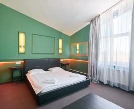 Люкс в Lips hotel