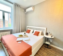 Комфорт Двуспальная Кровать в Metro apartments