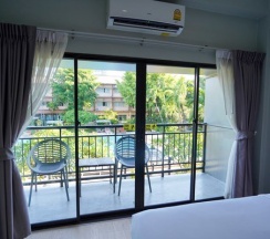 Двухместный номер Standard с балконом двуспальная кровать в Basaya Beach Hotel & Resort