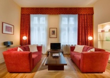 Люкс Ambassador в Mamaison Residence Izabella Budapest