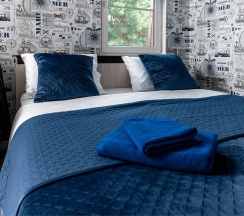 Четырехместный Стандартный номер с Балконом в гостевом доме SV на 3 этаже в Милка