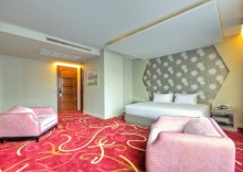 Номер Deluxe в One One Bangkok Hotel