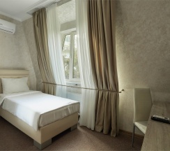 Стандарт одноместный без балкона вид на парк в Кавказ
