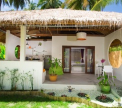 Вилла с видом на сад в Sand Shine Villa