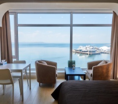 Комната улучшенная с двуспальной кроватью (Вид на море) Sea View Superior by Vvo в Sea view apartments