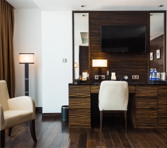 DELUXE BUSINESS в Sayen