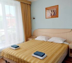 Стандарт трёхместный с балконом в Синее море