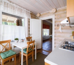 Дом «У озера» в Лесная сказка