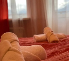 Двухместный номер Standard № 4 с видом на горы двуспальная кровать в Ёлка и камин